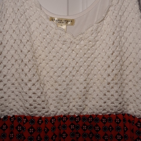 Dress - Picture 2 of 3